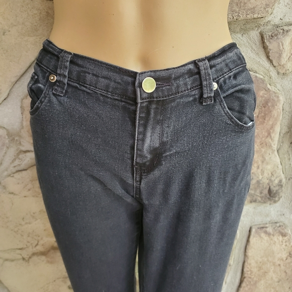 FOREVER 21 | Washed Black Skinny Jeans - Picture 4 of 8